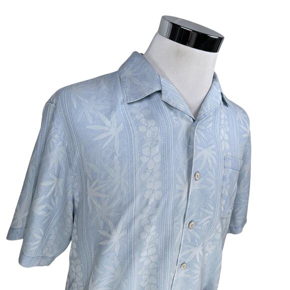 Tommy Bahama Hawaiian Shirt Men’s Medium Blue Floral Palm Tree Print Camp Collar - Picture 2 of 10
